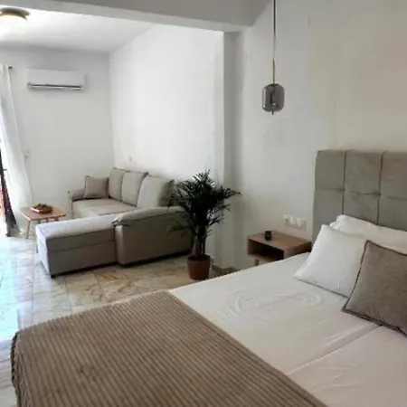 Stefanis House Гостевой дом Скиатос