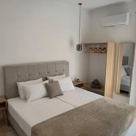 Stefanis House Konukevi