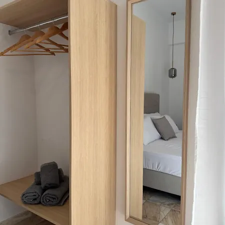 Stefanis House 3* İskados