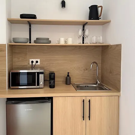 Konukevi Stefanis House İskados