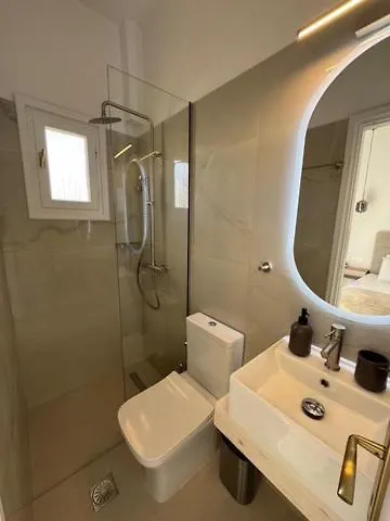 Stefanis House Konukevi 3*