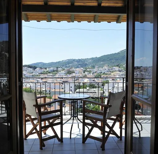 Konukevi Stefanis House İskados