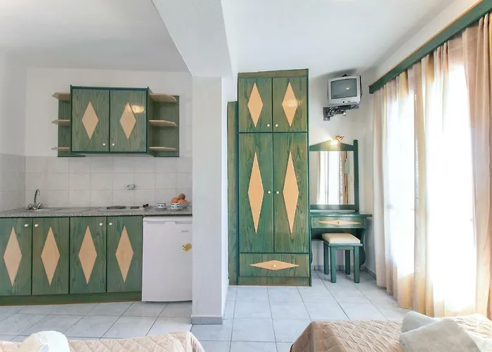 Stefanis House 3* İskados