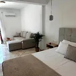 Stefanis House Гостевой дом Скиатос