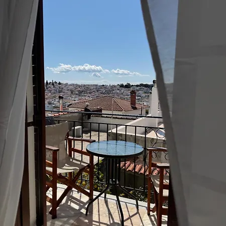 Stefanis House 3* Скиатос